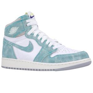 Nike Air Jordan 1 Retro High OG basketball shoes